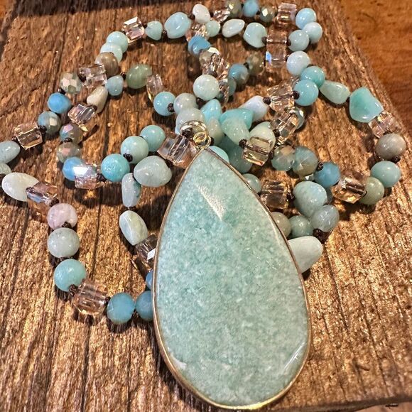 Bohemian Natural Green Pendant Necklace with Rock Crystal Beads - Handcrafted G - Picture 1 of 6